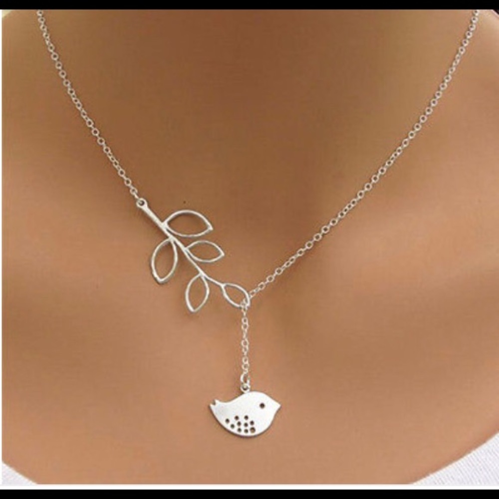 🔥Coming Soon🔥Cute little bird & leaves necklace